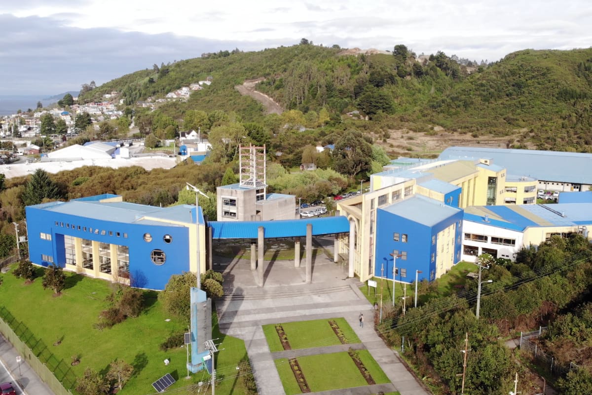 Confirmó construcción de nuevo edificio dedicado a las carreras de salud.