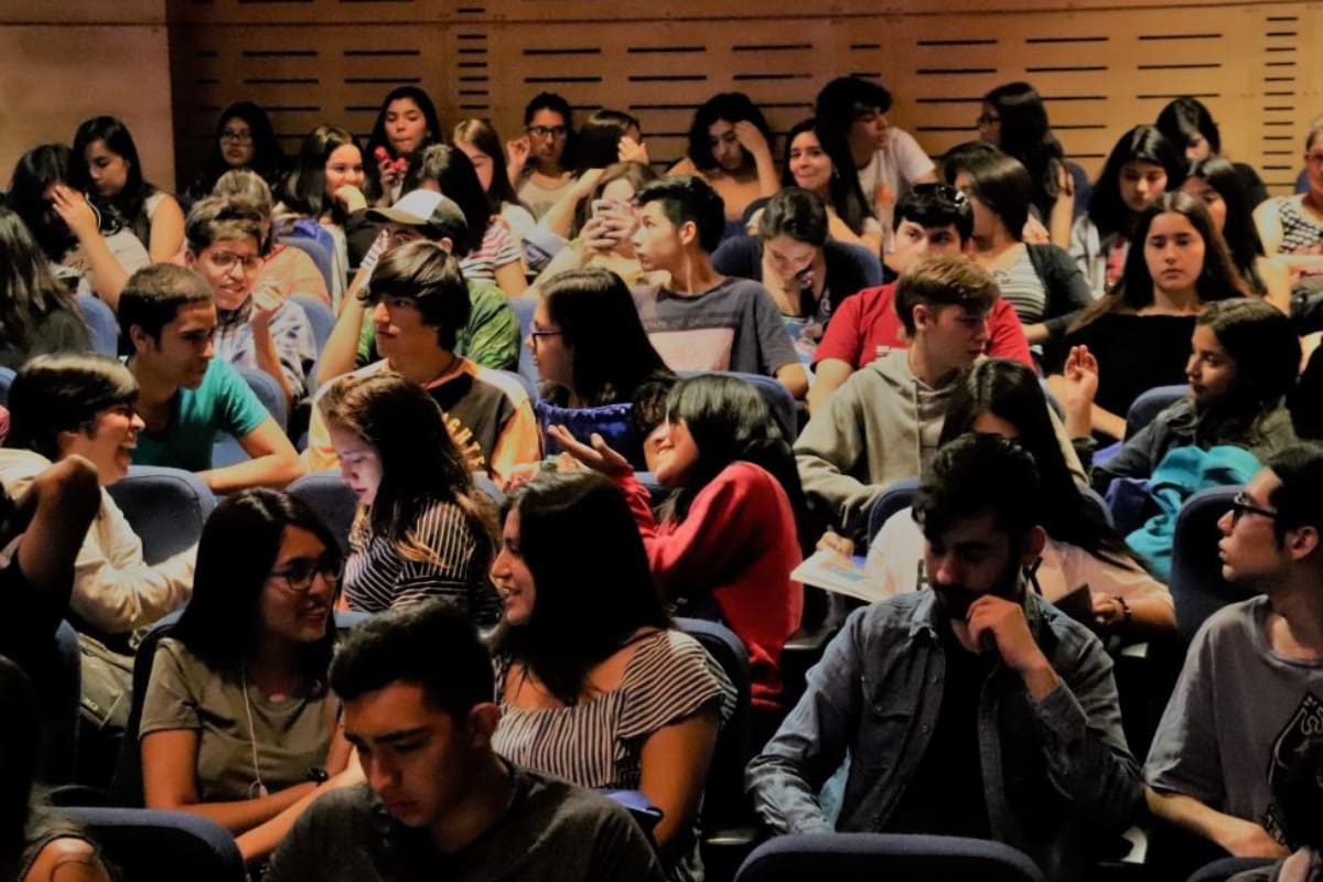 Se destacan tres universidades privadas y dos públicas.