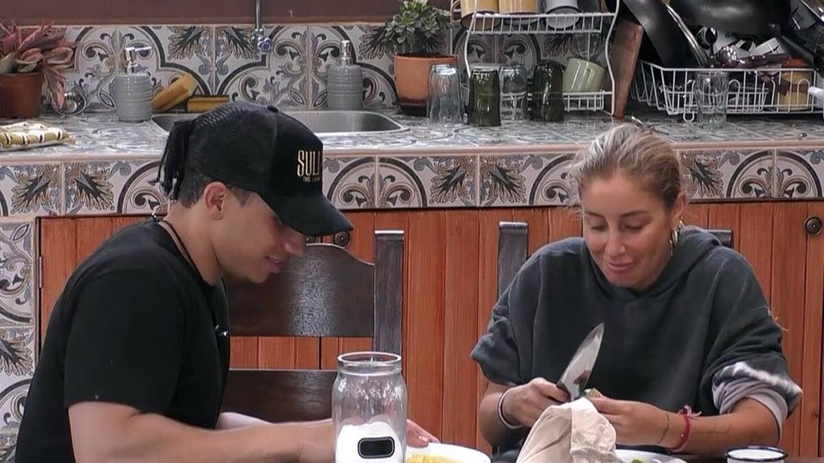 Nuevo romance: Uriel Romero cada vez más cerca de Dani Castro en “Tierra Brava”