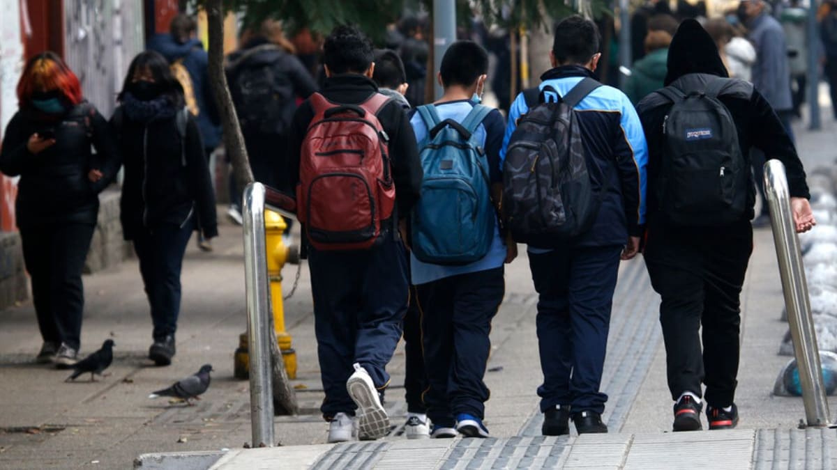 Vacaciones de invierno 2025: Estas son las 4 regiones que saldrán más tarde que el resto