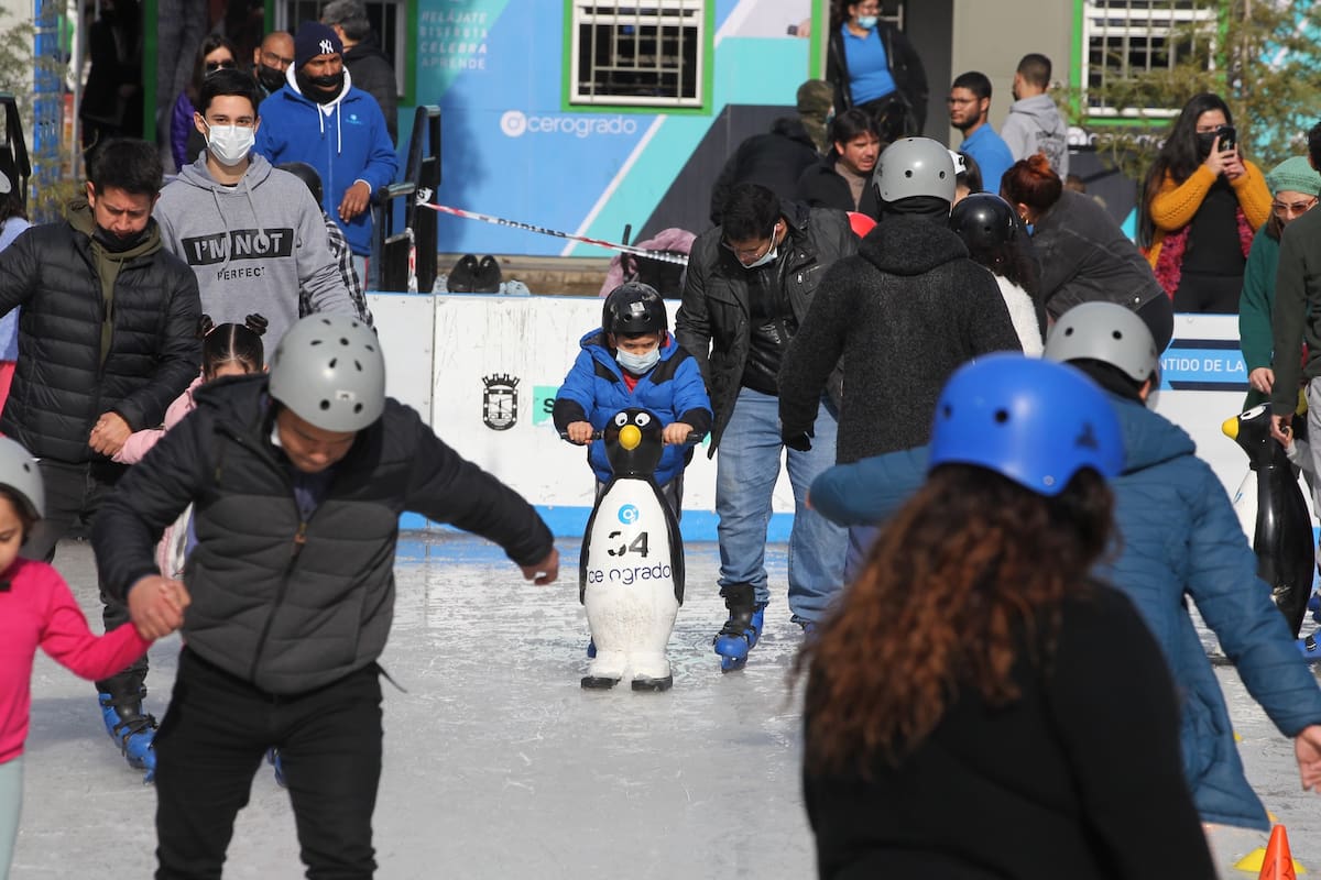 De acuerdo a lo informado por Mineduc, la Región Metropolitana comenzará las vacaciones de invierno en junio, mientras que otras serán en julio. Foto: Aton.