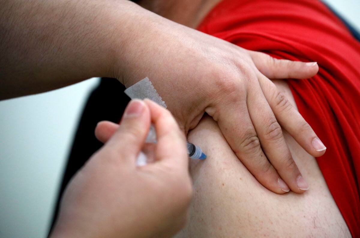 Comenzó la campaña contra la influenza 2024: ¿Quiénes deben vacunarse, dónde y hasta cuándo?