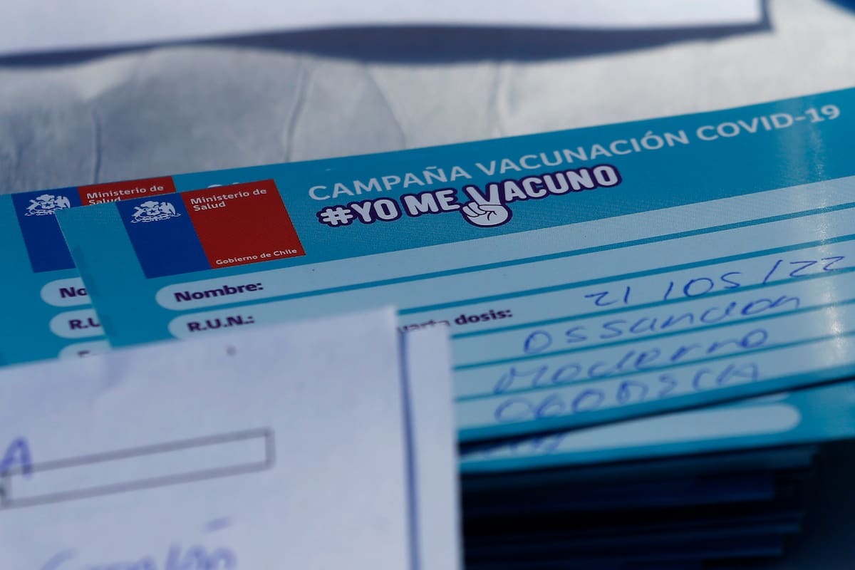 Conoce a quiénes les corresponde vacunarse contra el Covid-19 esta jornada. Créditos: ATON