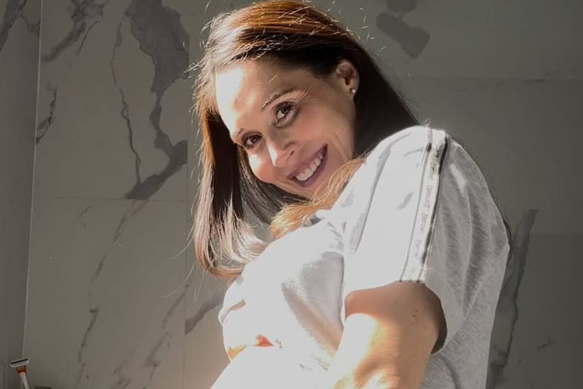 está muy cerca de recibir a su hija.