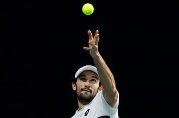 Sigue imparable: dio la sorpresa del siglo en el tenis y ya está en cuartos de final de París