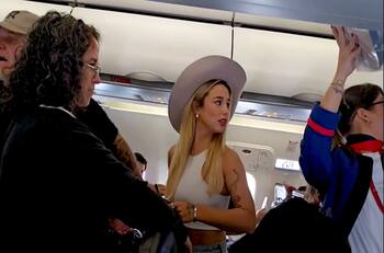 ¿Quién tiene el celular de “La Guarén”?: Pamela Díaz grabó pesada broma a su compañera de “Tierra Brava”