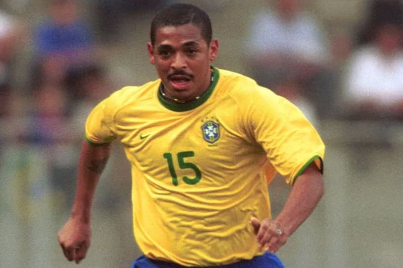 El brasileño era el compañero de fiestas de Ronaldo.