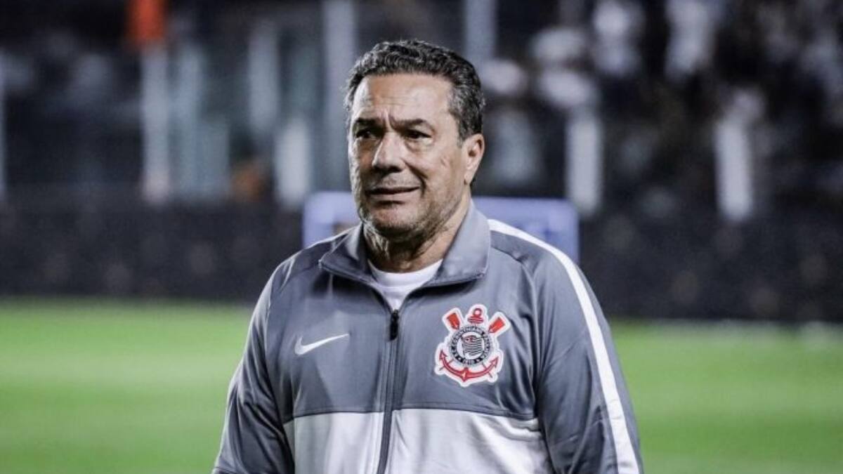 ¿Lo pagará Colo Colo? El millonario monto que ganaba Vanderlei Luxemburgo en su último equipo