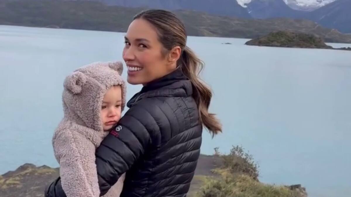 La sorprendente travesía de Vanesa Borghi recorriendo las Torres del Paine con su hijo de ocho meses a cuestas