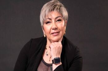 Quién es Vanessa Daroch, la médium y tarotista chilena que impacta con sus revelaciones