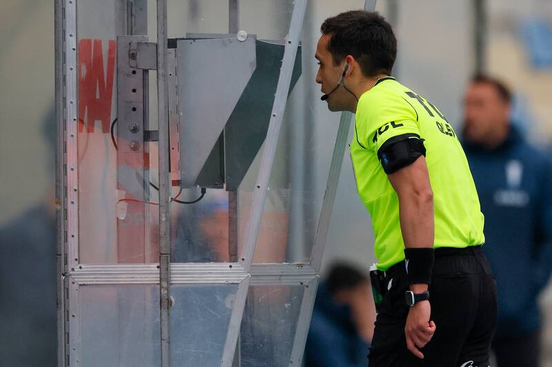 El Video de Asistencia Arbitral estaría viviendo sus últimos meses de vida.