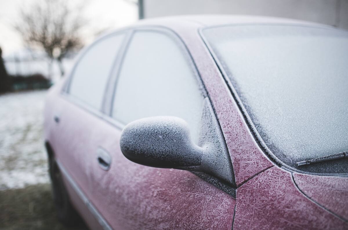 Cinco consejos prácticos para proteger tu auto del frío y las lluvias en invierno