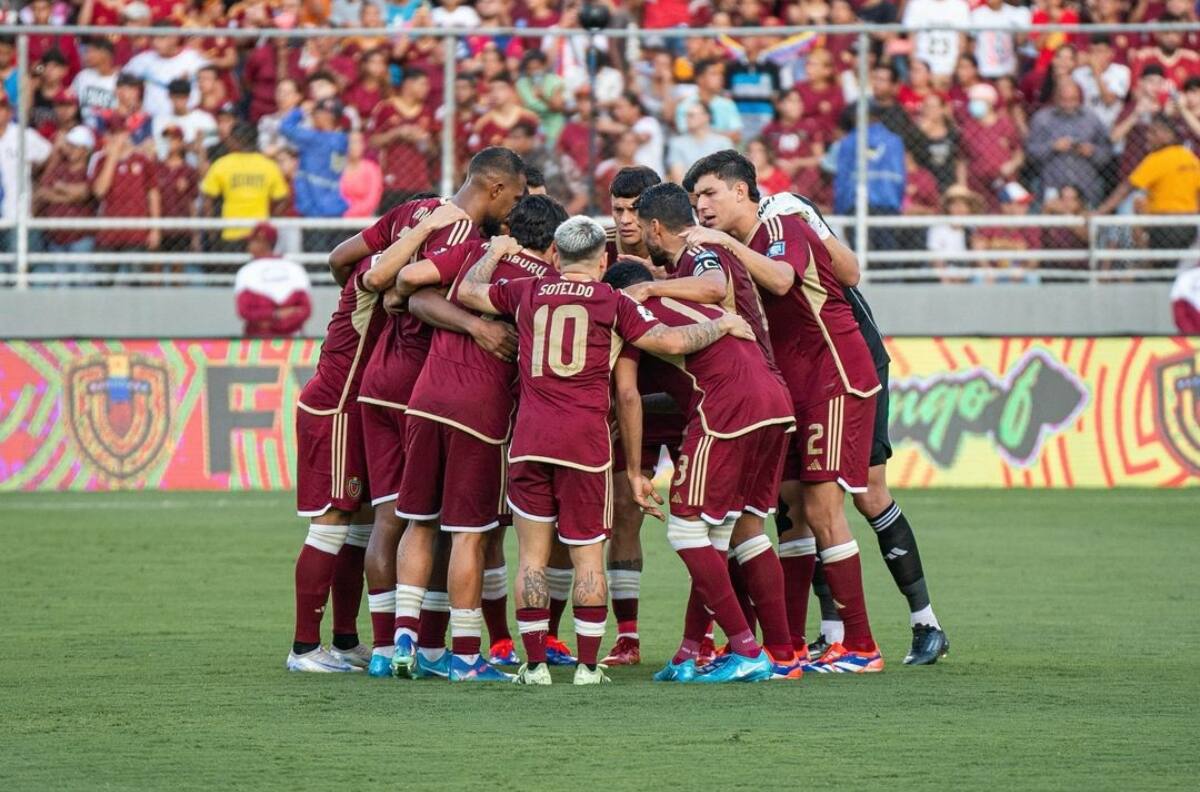 Venezuela sorprende y nomina a dos jugadores del fútbol chileno para enfrentar a La Roja
