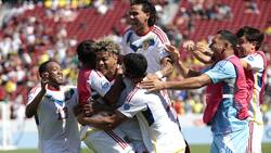 Venezuela remontó y debutó con triunfo sobre Ecuador con gol de un viejo conocido del fútbol chileno