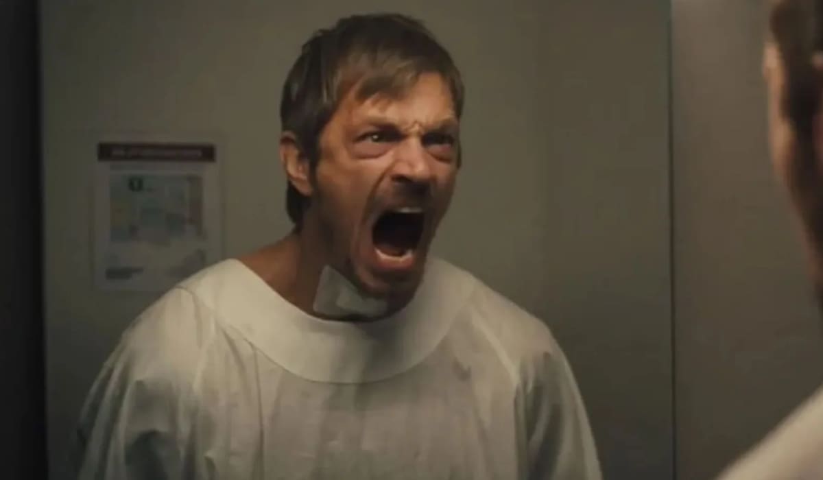 es una película de acción que arrasa en Prime Video.
