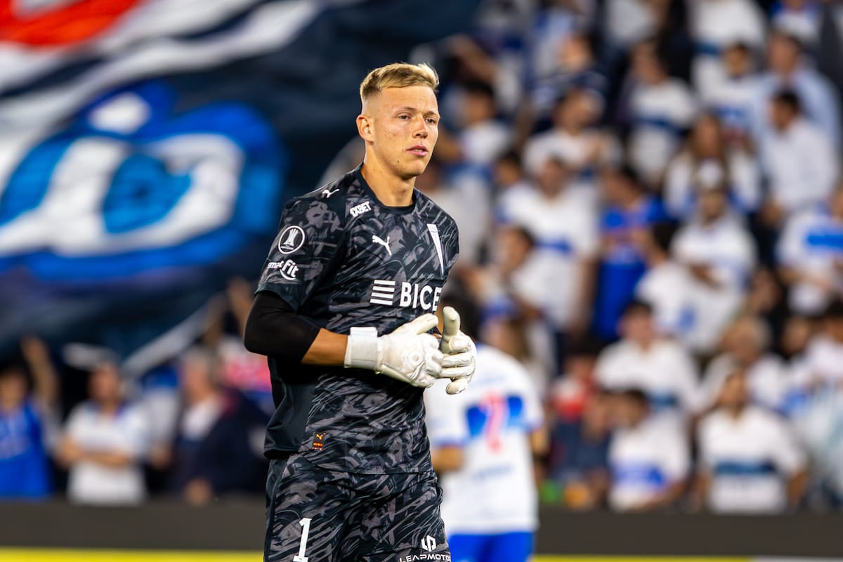 El meta fue el más bajo del equipo. Foto: Felipe Escobedo/En Cancha