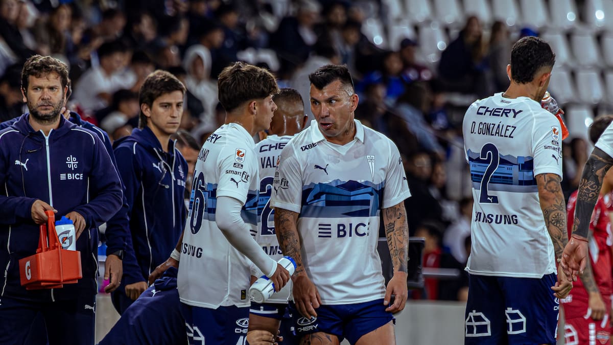 Postergado jugador de la UC se marcha a préstamo a Deportes Limache
