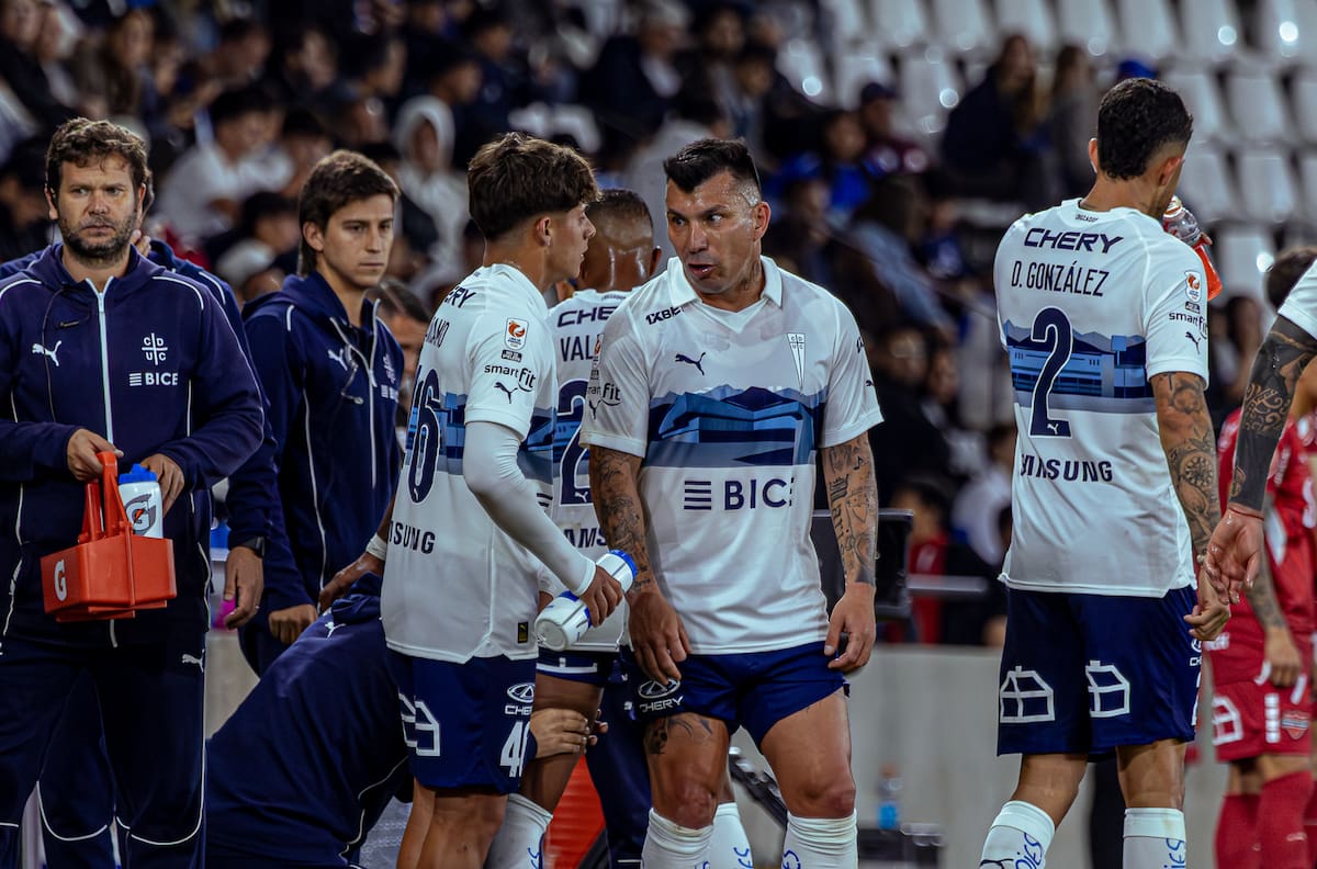 Postergado jugador de la UC se marcha a préstamo a Deportes Limache