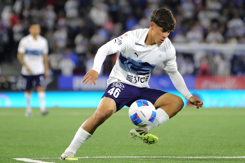 El canterano busca ser titular en la UC. Foto: Aton.