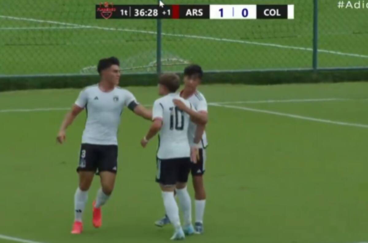 Bailó a Argentina y ahora se luce con este golazo ante el Arsenal: es la nueva joya de Colo Colo