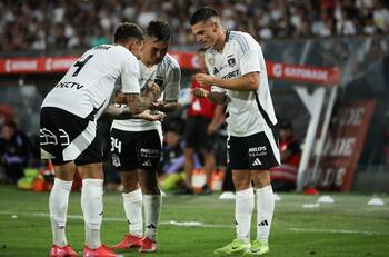 Ya hubo contactos: Fortaleza se interesa en el fichaje de figura de Colo Colo