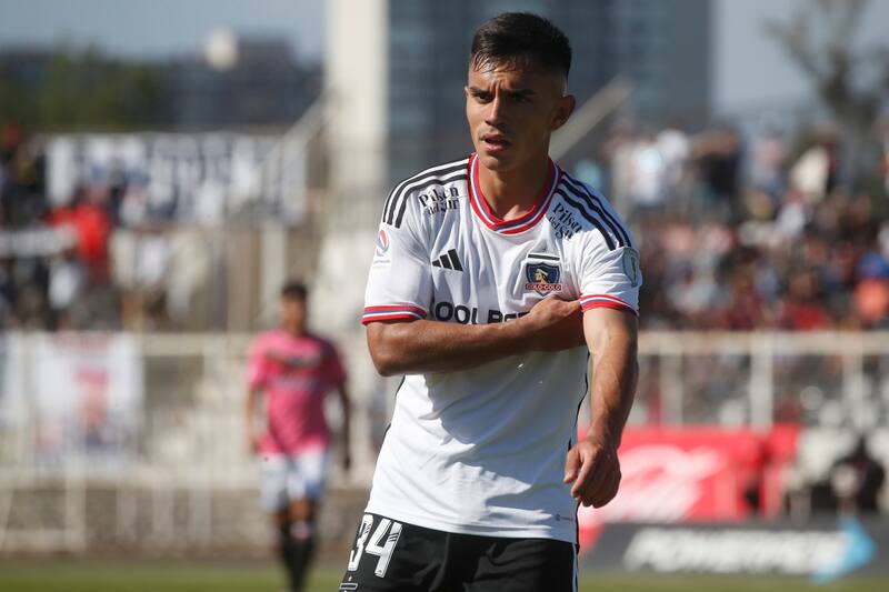 Vicente Pizarro no sumó minutos en los últimos dos partidos de Colo Colo