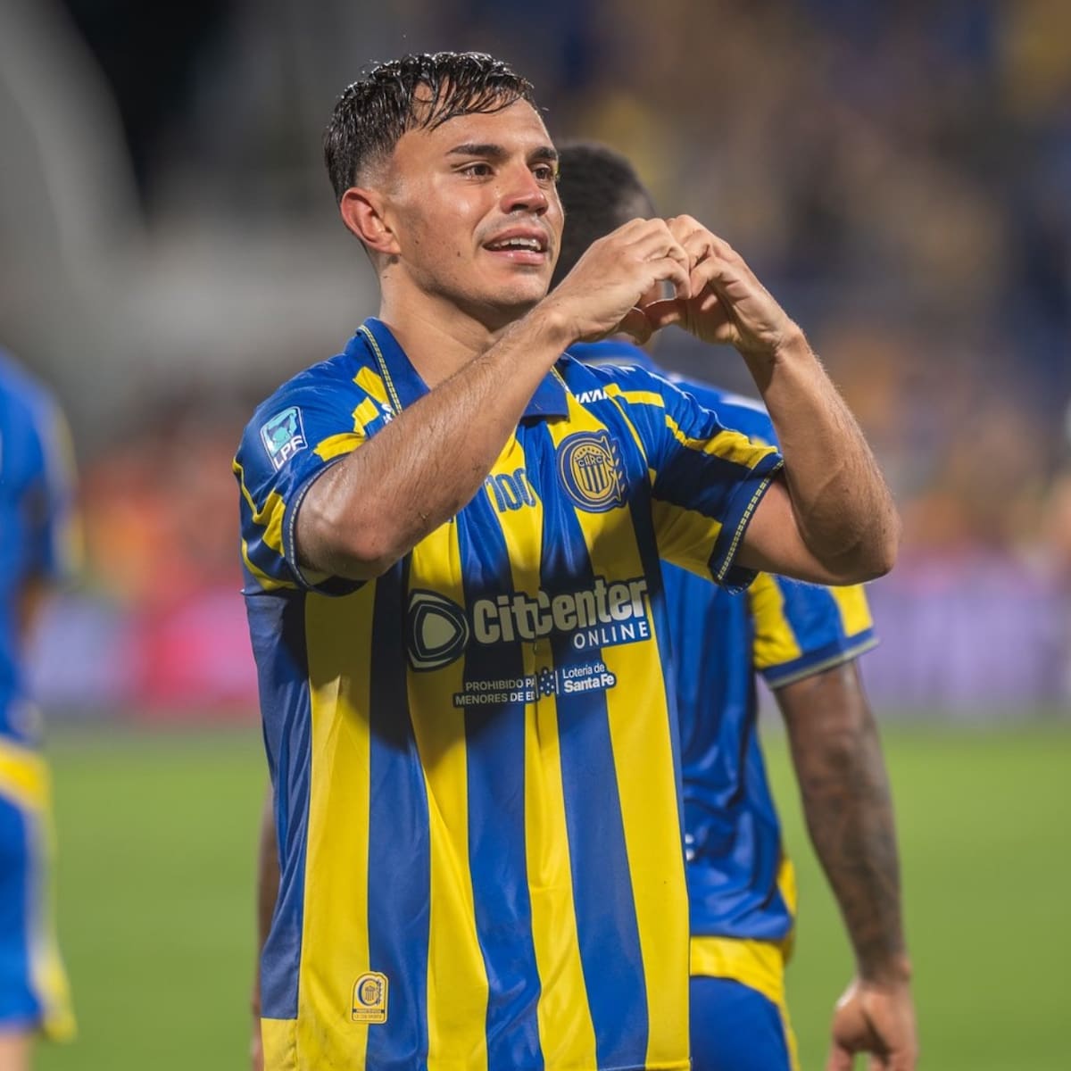 Vicente Pizarro enamora a Rosario: “Grande chileno”