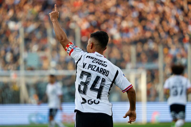 debutó con la Selección Chilena en la derrota frente a Ecuador por las Eliminatorias. Foto: Aton.