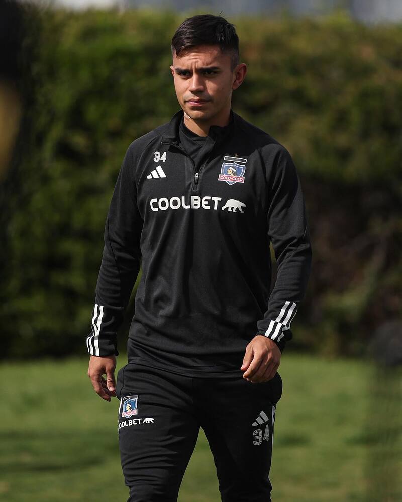 Vicente Pizarro, en la práctica de Colo Colo.