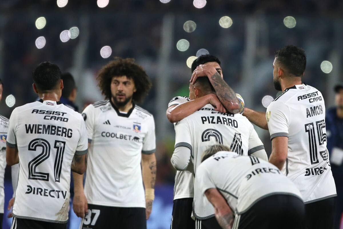 se lleva los elogios en Colo Colo. Foto: Agencia Aton.