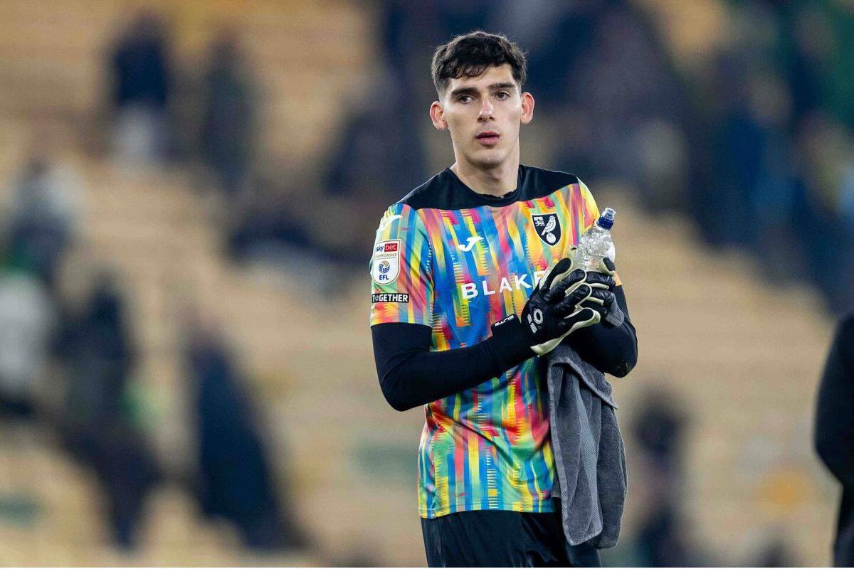El chileno busca su gran oportunidad en el Norwich.