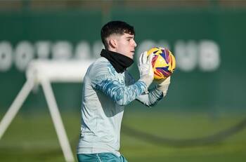 Oportunidad de oro para la consolidación de Vicente Reyes en Inglaterra