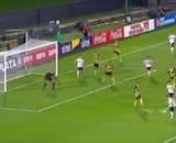 VIDEO | Asistencia de Romero: el gol de Víctor Felipe Méndez que abrió el marcador para Colo Colo ante Peñarol