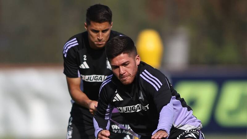 Víctor Felipe Méndez fue “borrado” por Jorge Almirón para el partido contra Huachipato