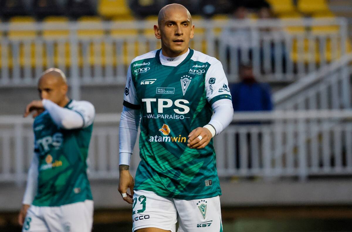 Se formó en Colo Colo y viene de jugar en Wanderers: el primer refuerzo de Unión Española para pelear en Primera B