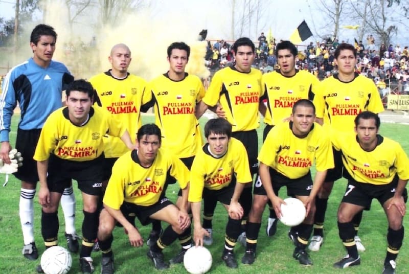 Formación de San Luis de Quillota, con el hoy DT de Deportes Limache en el arco. Foto: Personal Víctor Rivero.
