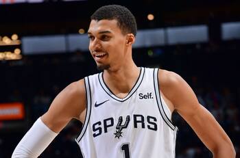 Superó todas las expectativas: las increíbles marcas y logros de Victor Wembanyama en su primer año en la NBA