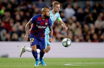 Manchester United estaría dispuesto a pagar 13 millones de euros por Arturo Vidal