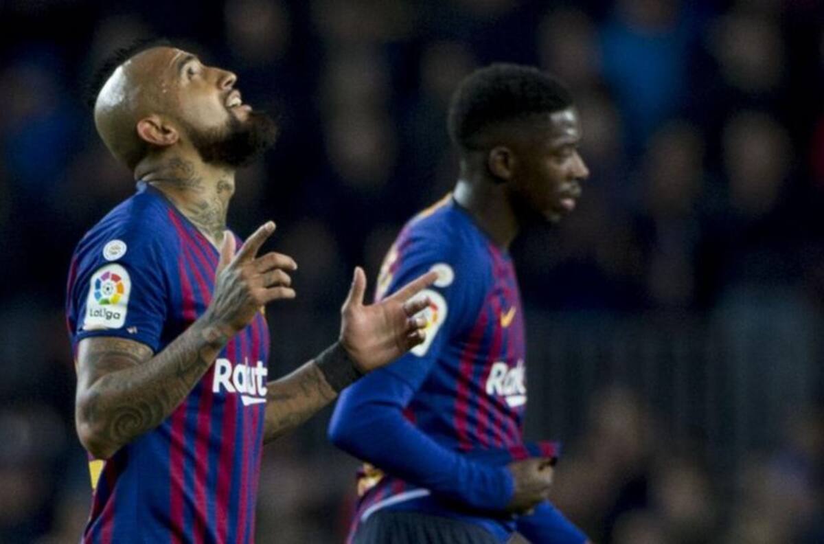 Arturo Vidal reveló que le entrega consejos a Dembelé