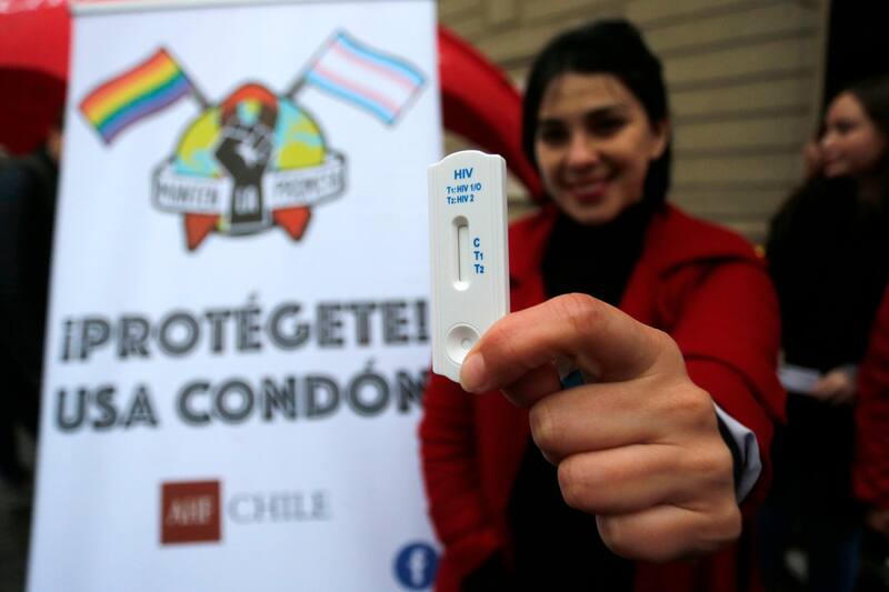 Conoce cuáles son los síntomas del VIH y cómo es su tratamiento. Créditos: ATON.