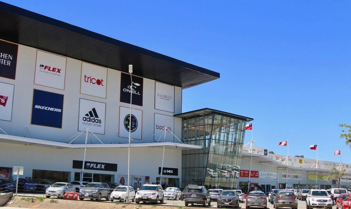 El emblemático mall de de Viña del Mar abrirá un supermercado Lider este jueves 29 de mayo. Foto: Facebook Viña Oulet Park