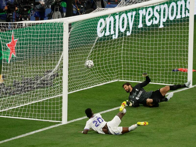 El gol de Vinícius al Liverpool en la final de la Champions League 2021/22.
