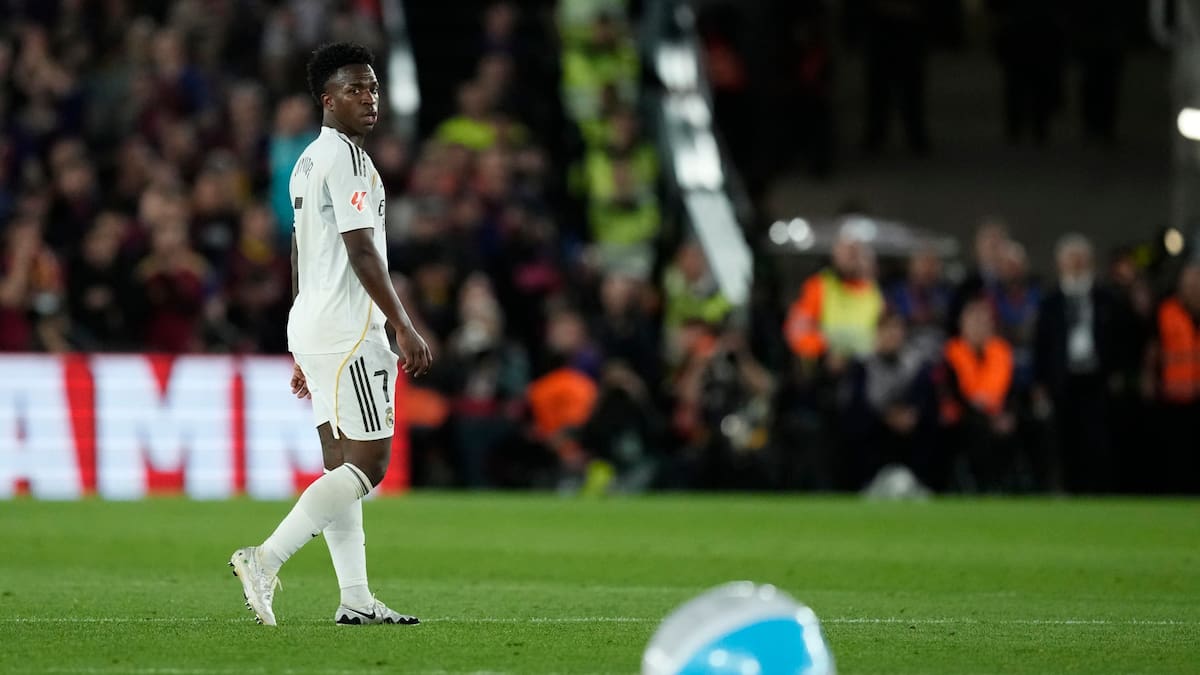 Estampida en el Real Madrid: 10 jugadores declarados como transferibles