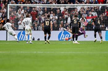 Segundo consecutivo: el penal errado de Vinícius en la derrota del Real Madrid