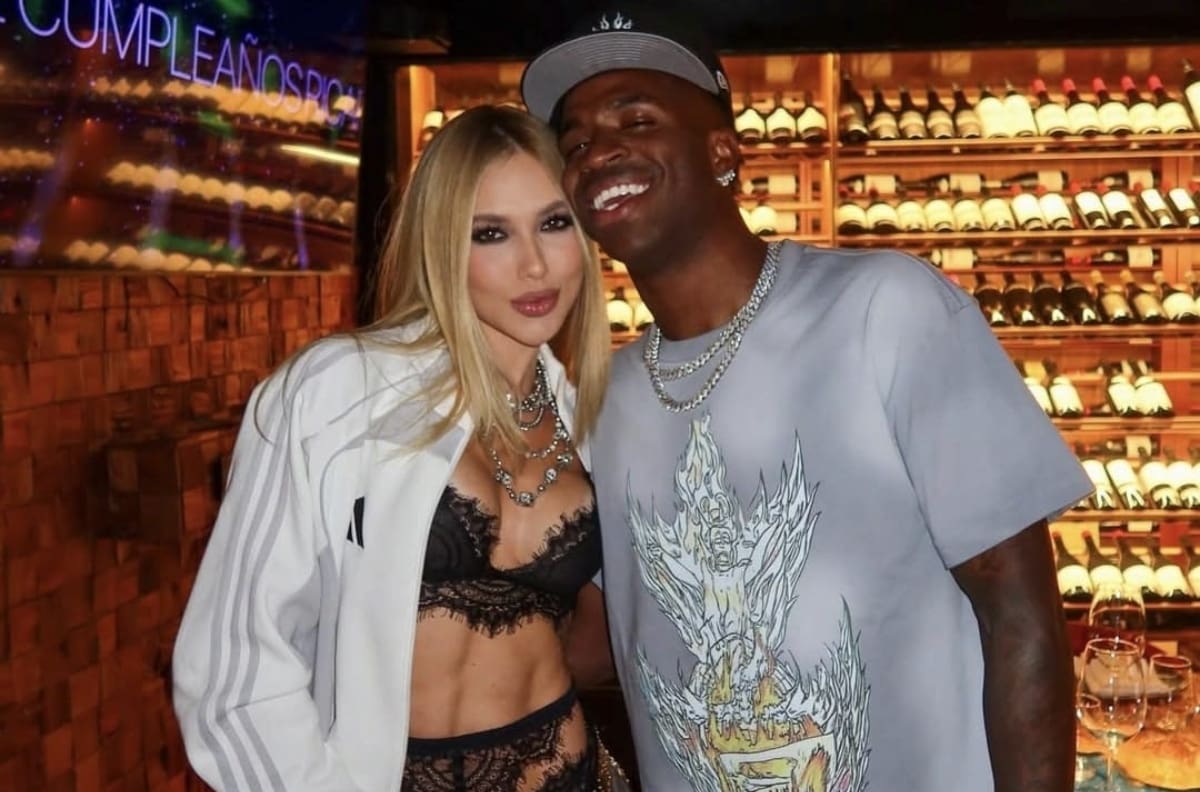 Mala cosa: polola de Vinícius Jr. lo patea por Instagram a días del Mundial