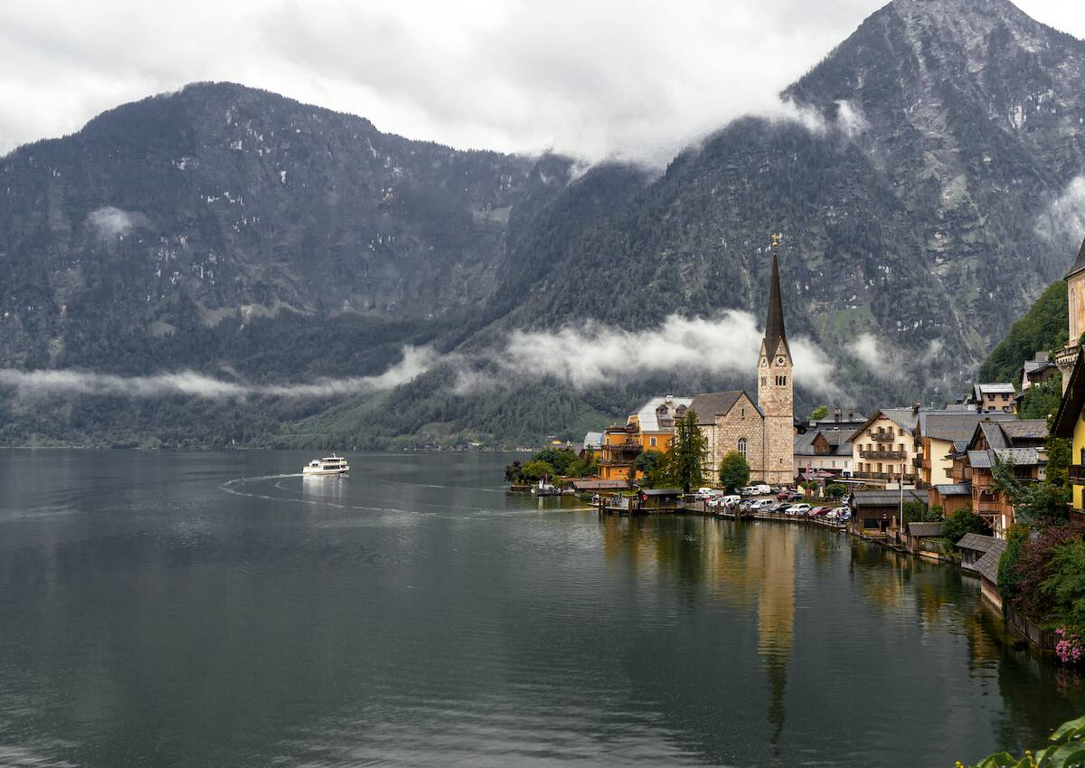 Conoce los detalles para poder postular a vivir y trabajar un año en Austria.