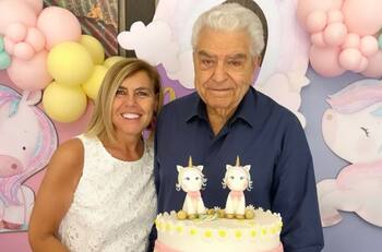 También estuvo Don Francisco: Vivi Kreutzberger acompañó a sus nietas en su primer cumpleaños