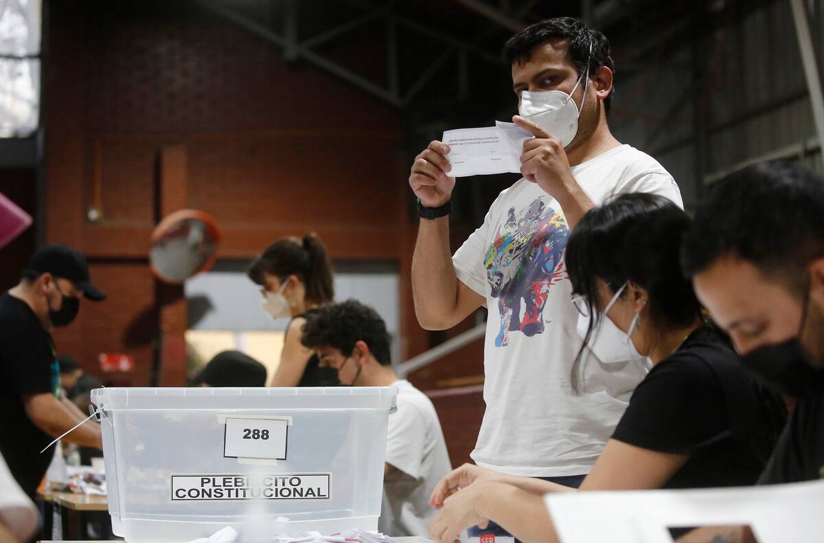 Plebiscito Constitucional: ¿Desde cuándo podré excusarme como vocal de mesa?