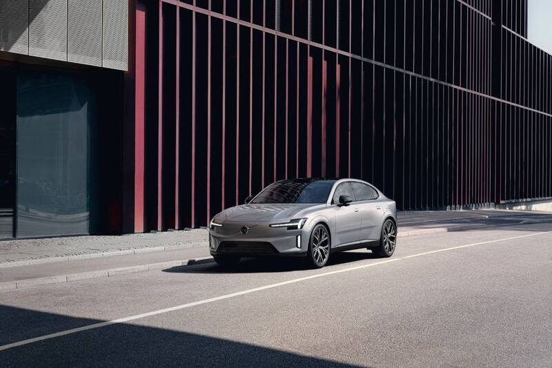 Volvo presentó el nuevo eléctrico ES90