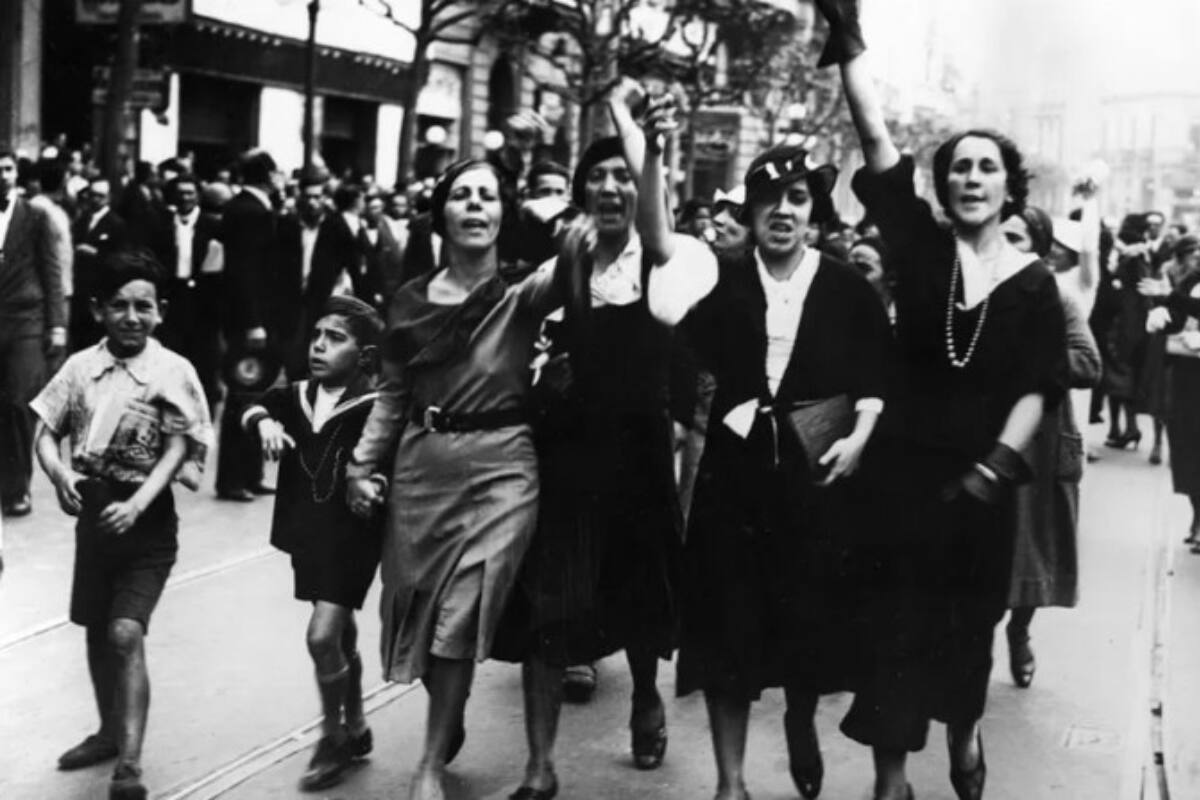 Durante esta fecha, las mujeres comienzan a ganar el derecho a sufragar en todo el continente.
